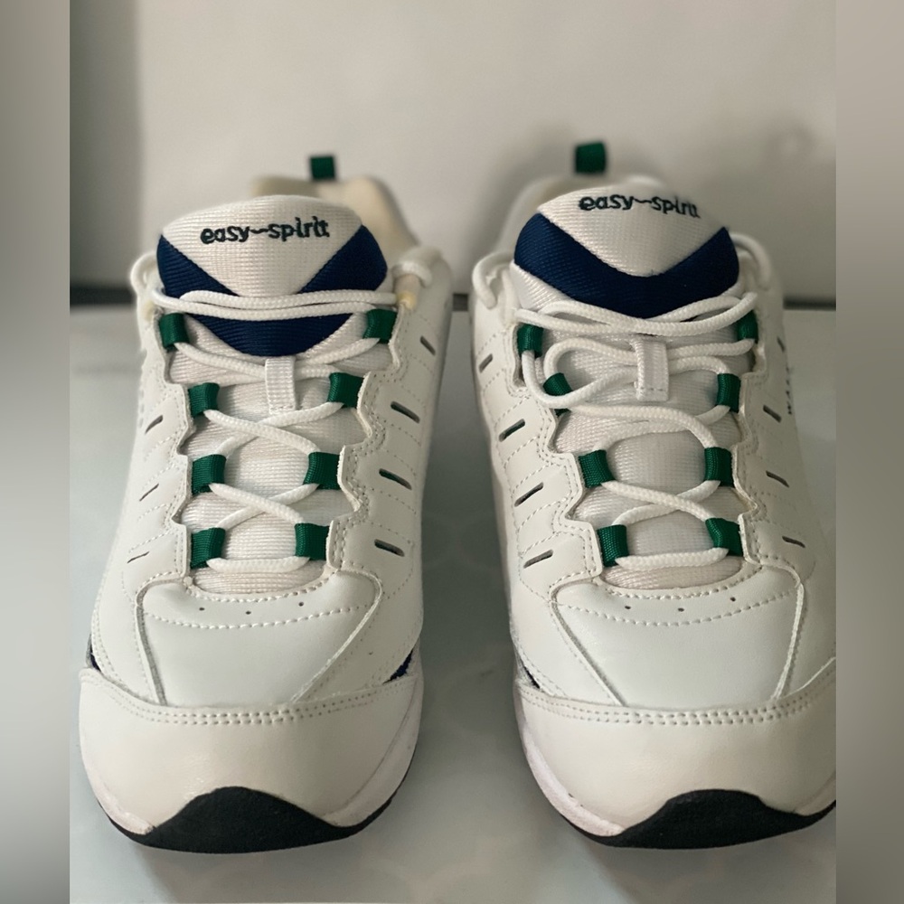 Easy Spirit women White and Green Sneakers